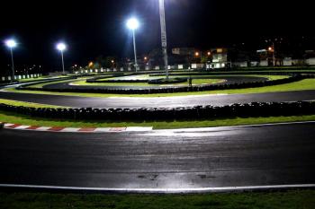 Vista noturna do circuito - Foto: Luiz Pinheiro